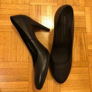 ECCO HEELS